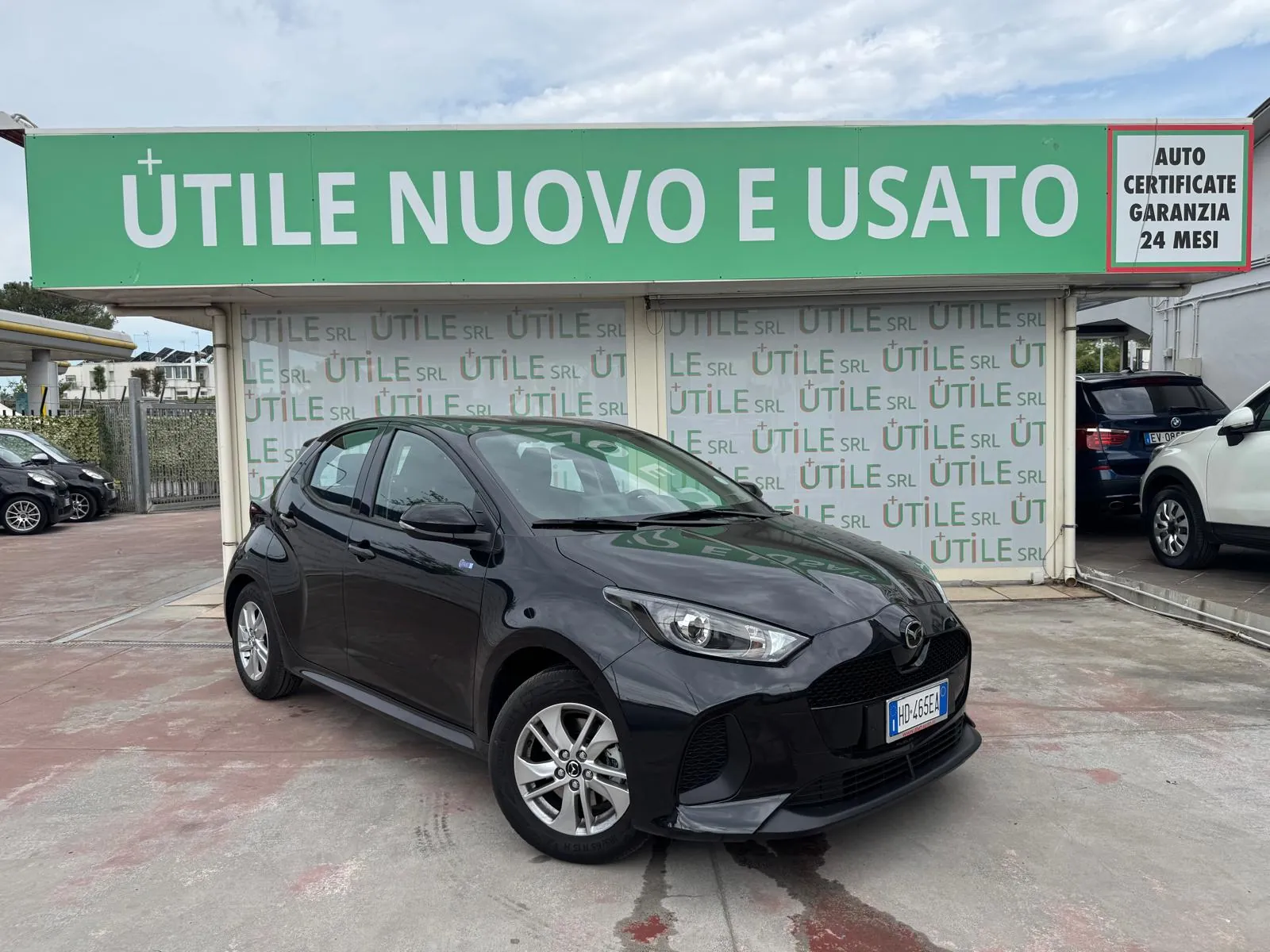MAZDA 2