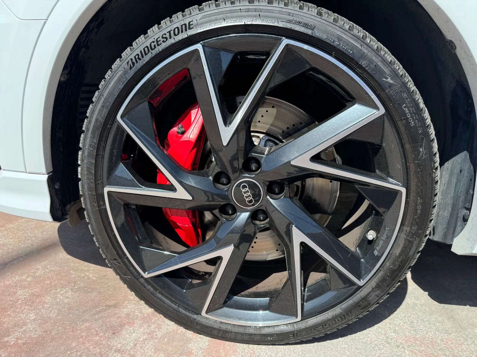 AUDI RSQ3 2023